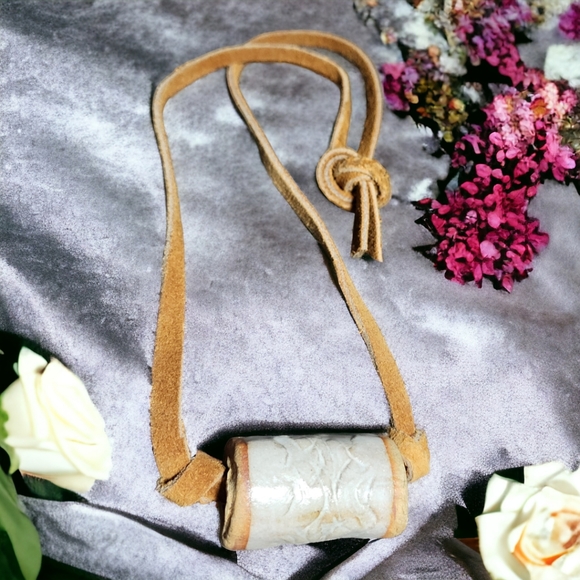 Hand-made Large Clay Bead & Leather cord Necklace - Picture 4 of 5